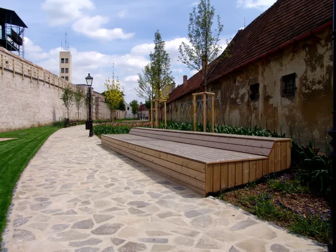 Béla IV Park